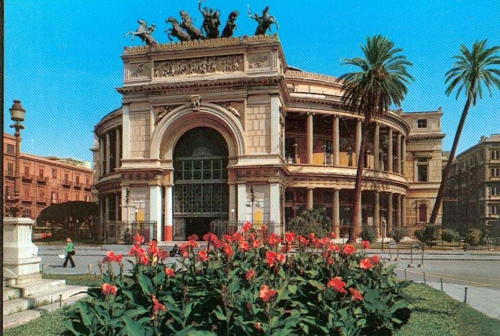 Falstaff Rooms & Suites Palermo Exterior photo